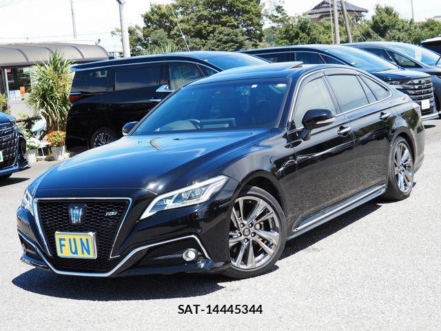 Toyota CROWN SEDAN 2022-03 8665992-3
