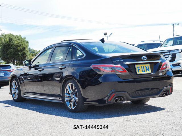 Toyota CROWN SEDAN 2022-03 8665992-5