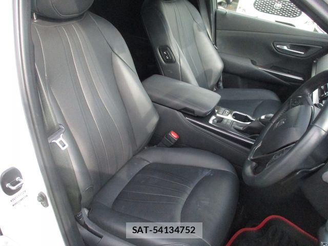 Toyota CROWN SEDAN 2021-03 8658560-10