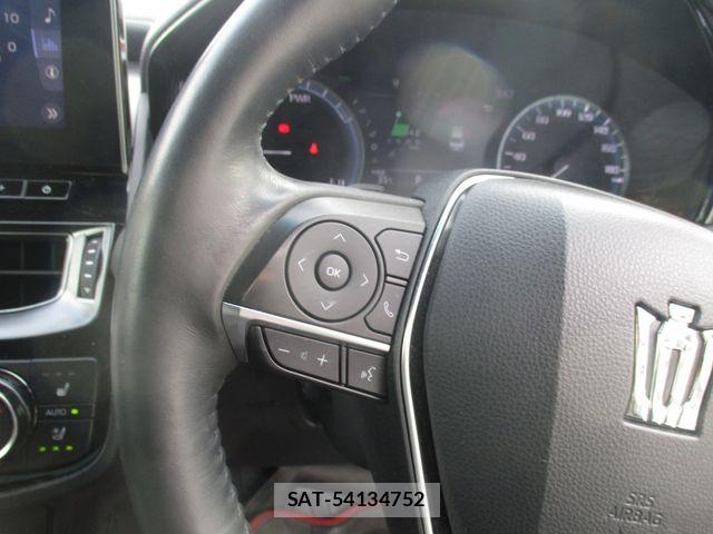 Toyota CROWN SEDAN 2021-03 8658560-18