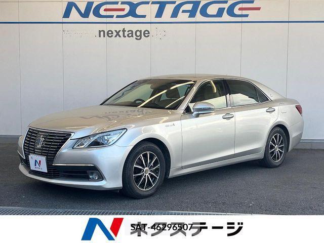Toyota CROWN SEDAN 2013-04 8666006-0