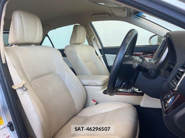 Toyota CROWN SEDAN 2013-04 8666006-9