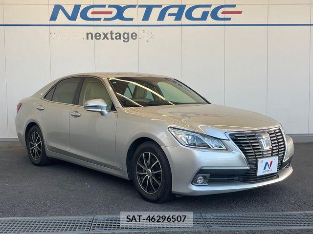 Toyota CROWN SEDAN 2013-04 8666006-16