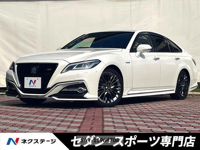 Toyota CROWN SEDAN 2018-07 8658563-0