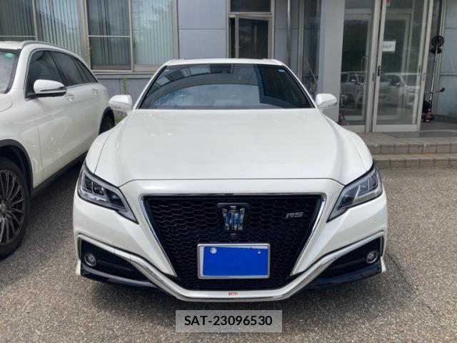 Toyota CROWN SEDAN 2018-12 8658566-0