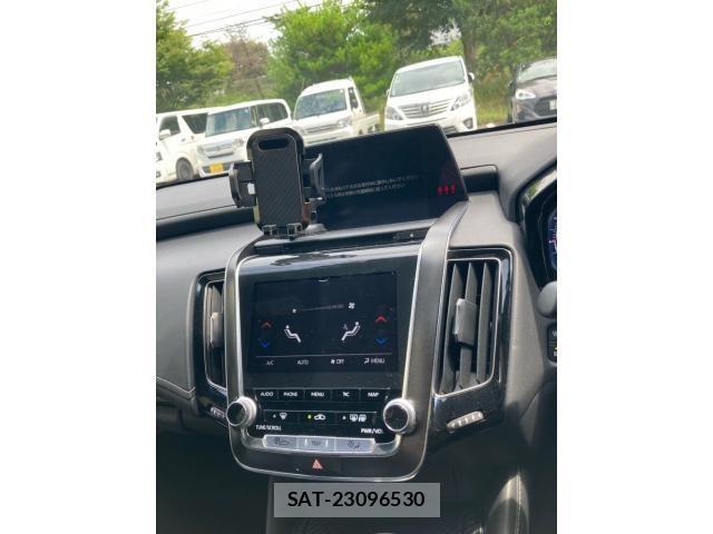Toyota CROWN SEDAN 2018-12 8658566-23
