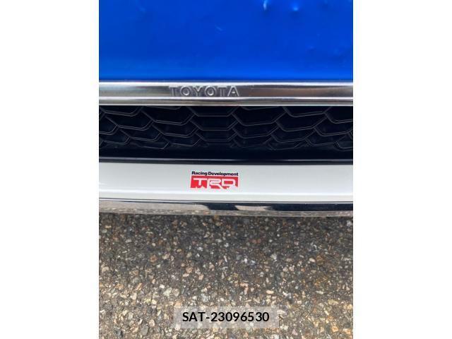 Toyota CROWN SEDAN 2018-12 8658566-4