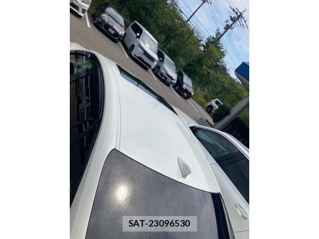 Toyota CROWN SEDAN 2018-12 8658566-7
