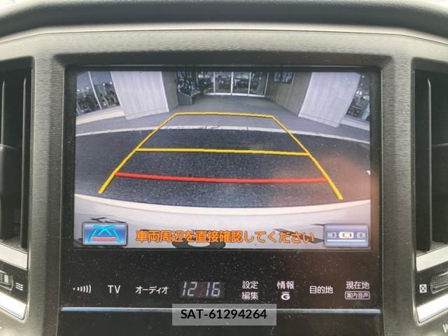 Toyota CROWN SEDAN 2014-09 8666005-17