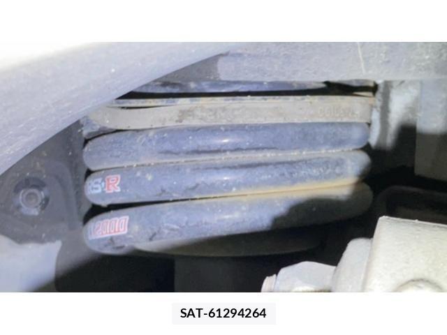 Toyota CROWN SEDAN 2014-09 8666005-26