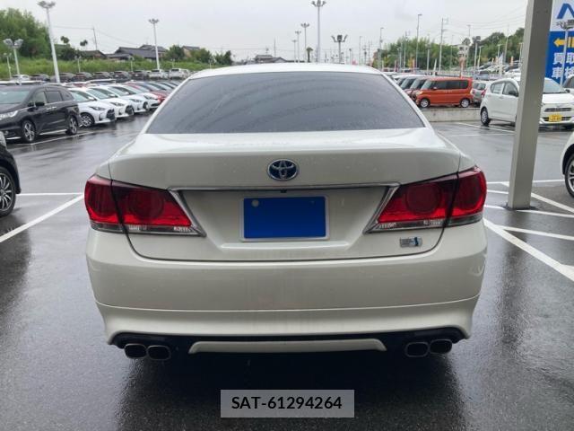 Toyota CROWN SEDAN 2014-09 8666005-3