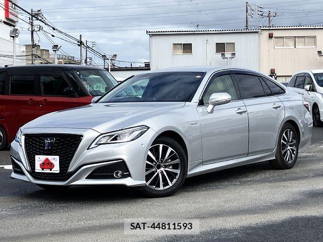 Toyota CROWN SEDAN 2018-11 8666003-0