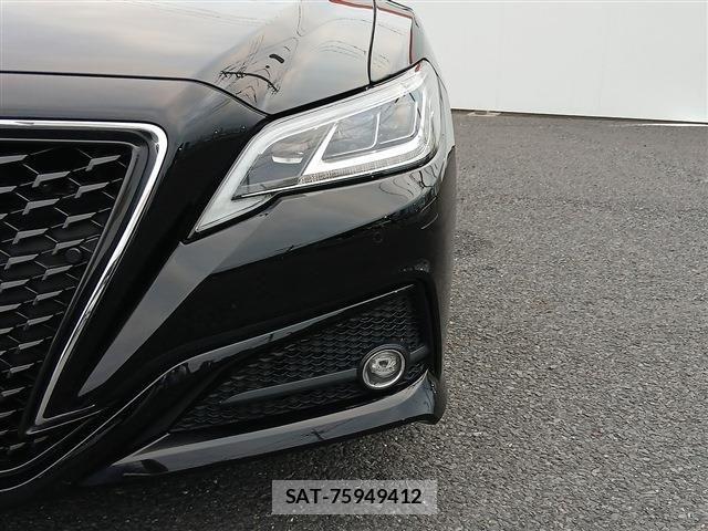 Toyota CROWN SEDAN 2019-06 8658571-25