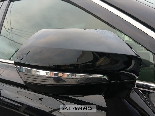 Toyota CROWN SEDAN 2019-06 8658571-28