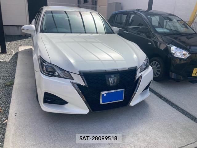 Toyota CROWN SEDAN 2017-11 8658578-0