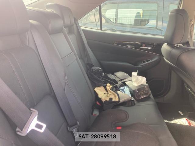 Toyota CROWN SEDAN 2017-11 8658578-9