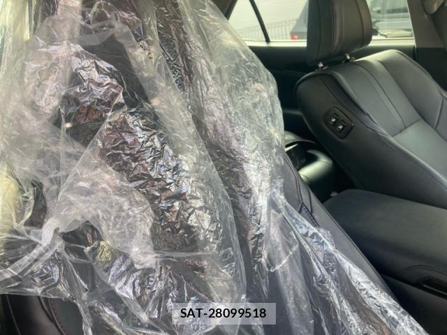 Toyota CROWN SEDAN 2017-11 8658578-15