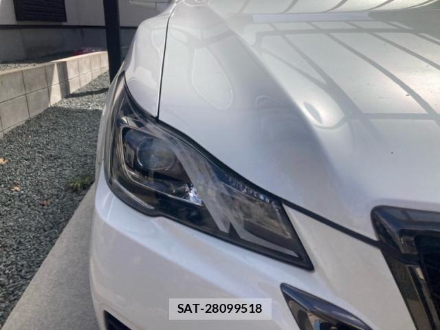 Toyota CROWN SEDAN 2017-11 8658578-1