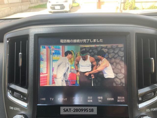 Toyota CROWN SEDAN 2017-11 8658578-21