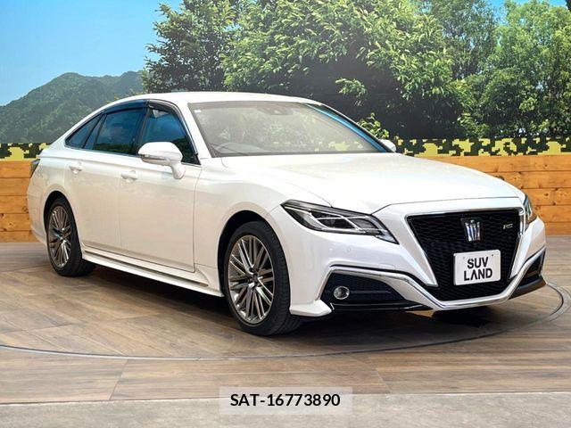Toyota CROWN SEDAN 2021-07 8665995-15