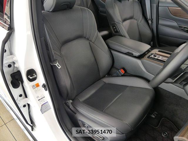 Toyota CROWN SEDAN 2025-06 8658558-15