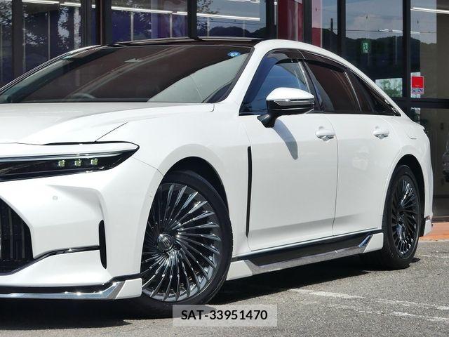 Toyota CROWN SEDAN 2025-06 8658558-7
