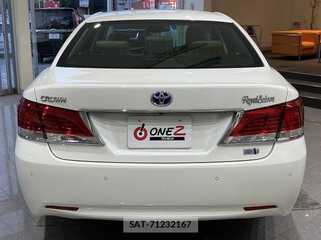 Toyota CROWN SEDAN 2016-03 8658574-13