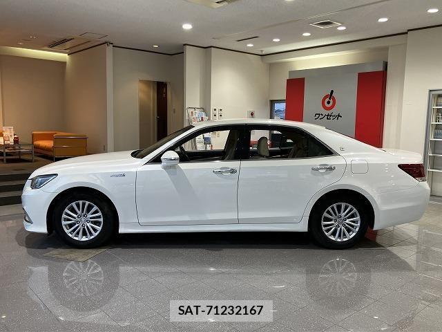 Toyota CROWN SEDAN 2016-03 8658574-15