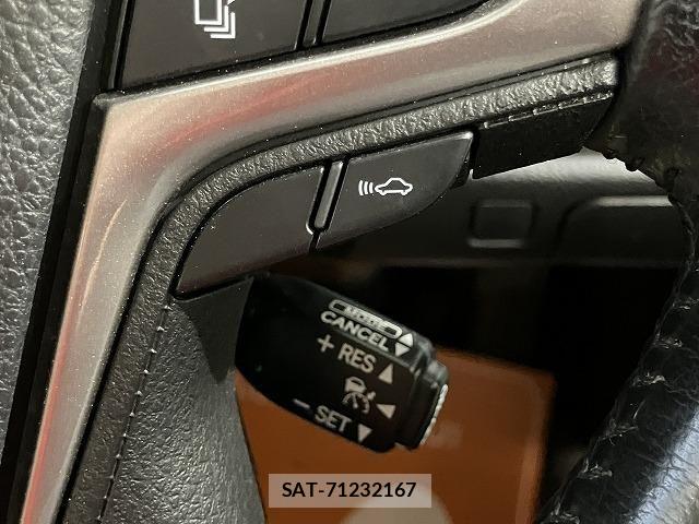 Toyota CROWN SEDAN 2016-03 8658574-5