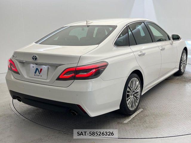 Toyota CROWN SEDAN 2020-09 8666000-17