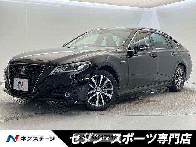 Toyota CROWN SEDAN 2019-03 8666002-0