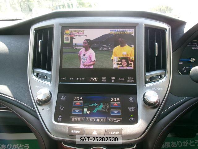 Toyota CROWN SEDAN 2015-05 8666004-15
