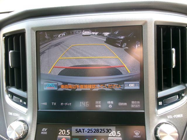 Toyota CROWN SEDAN 2015-05 8666004-17