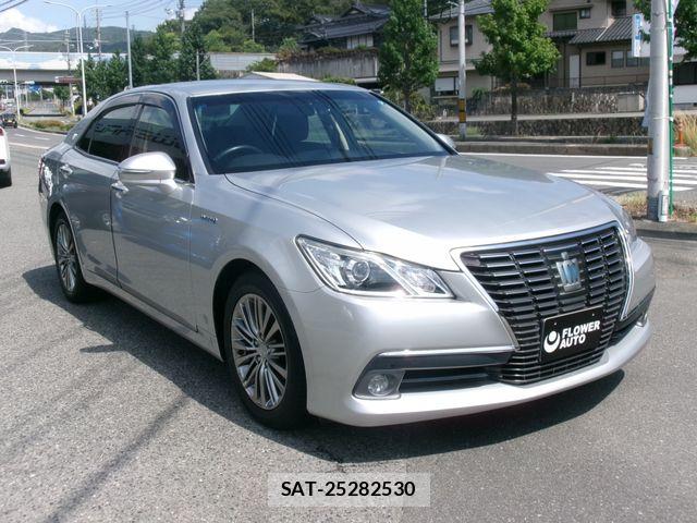 Toyota CROWN SEDAN 2015-05 8666004-3