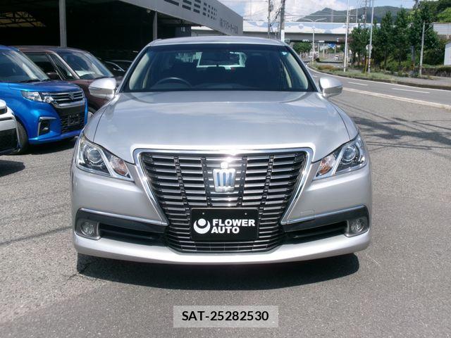 Toyota CROWN SEDAN 2015-05 8666004-5