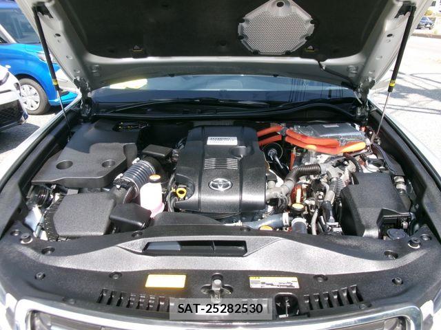 Toyota CROWN SEDAN 2015-05 8666004-6