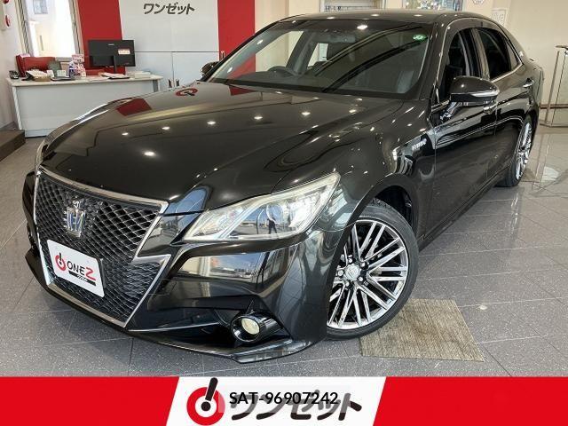Toyota CROWN SEDAN 2013-08 8658567-0