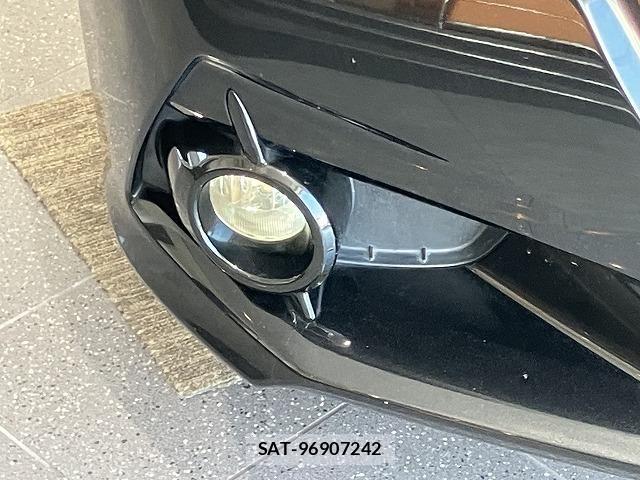 Toyota CROWN SEDAN 2013-08 8658567-21