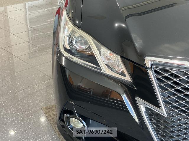 Toyota CROWN SEDAN 2013-08 8658567-22