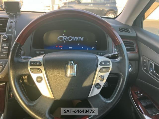 Toyota CROWN SEDAN 2011-11 8658583-18