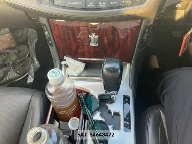 Toyota CROWN SEDAN 2011-11 8658583-23