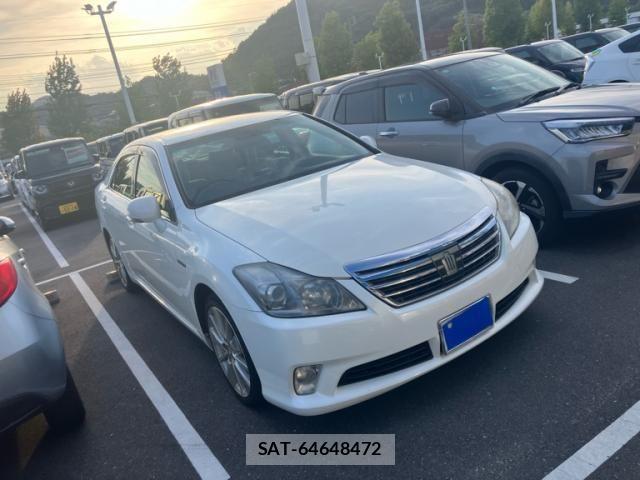 Toyota CROWN SEDAN 2011-11 8658583-2