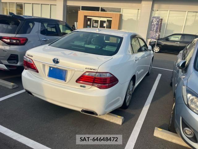 Toyota CROWN SEDAN 2011-11 8658583-6