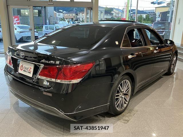 Toyota CROWN SEDAN 2013-02 8658569-18