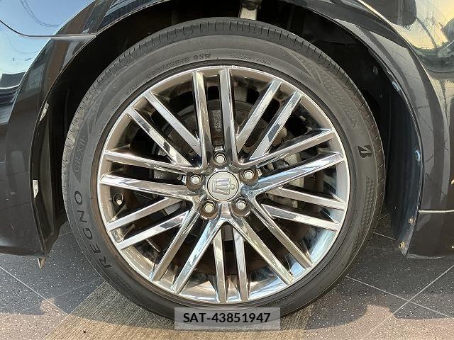 Toyota CROWN SEDAN 2013-02 8658569-20