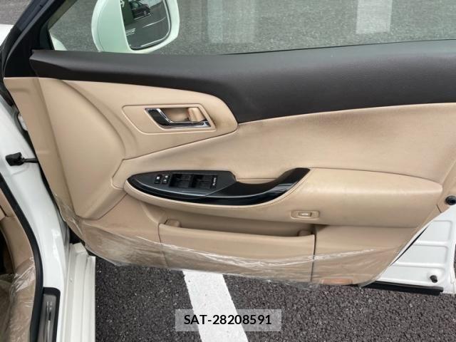 Toyota CROWN SEDAN 2009-09 8666009-14
