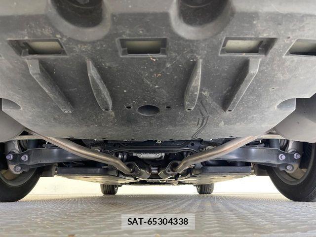 Toyota CROWN SEDAN 2018-06 8665997-19