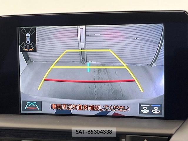 Toyota CROWN SEDAN 2018-06 8665997-4
