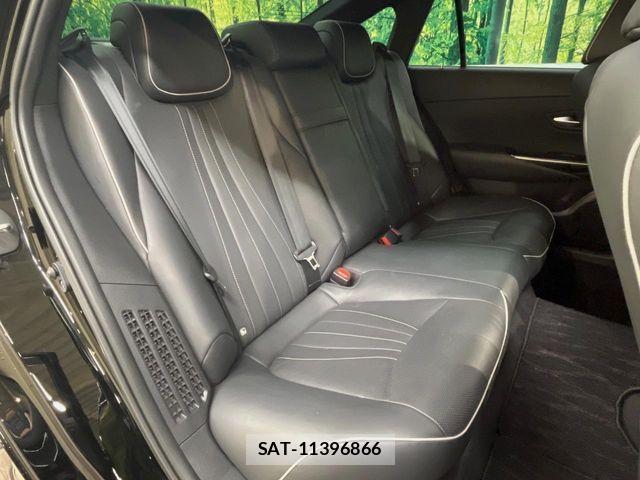 Toyota CROWN SEDAN 2018-12 8665994-10