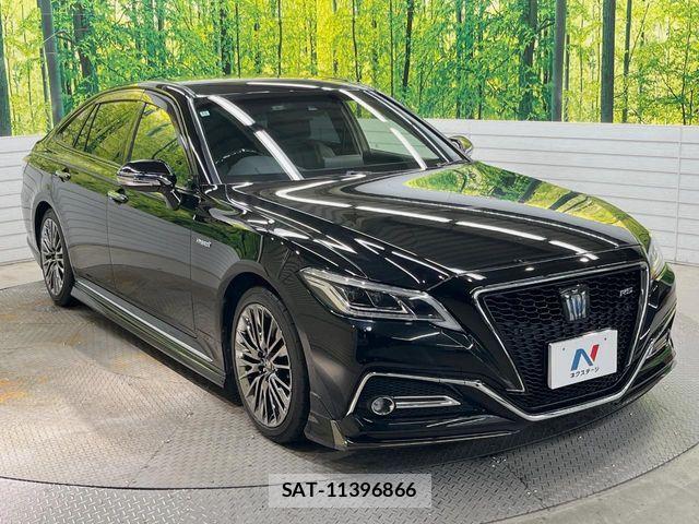 Toyota CROWN SEDAN 2018-12 8665994-17